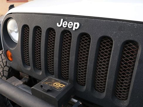 Used 2008 Jeep Wrangler Rubicon w/ Dual Top Group image 10
