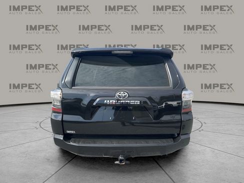 Used 2024 Toyota 4Runner SR5 image 4