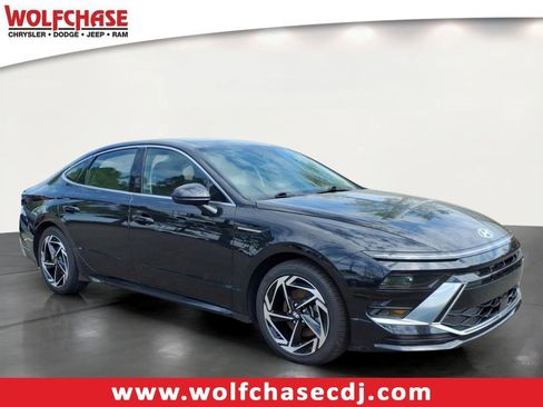 Used 2024 Hyundai Sonata SEL w/ Convenience Package FWD image 7