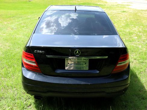 Used 2014 Mercedes-Benz C 250 Sedan image 3
