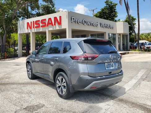 Certified 2023 Nissan Rogue SV image 6