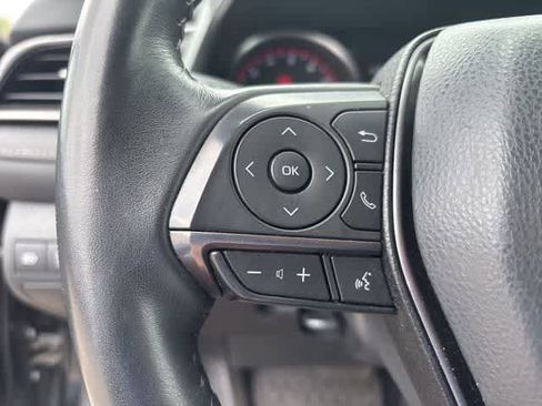 Used 2024 Toyota Camry XSE image 11