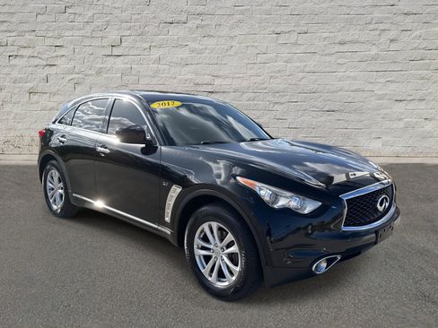 Used 2017 INFINITI QX70 Base image 3