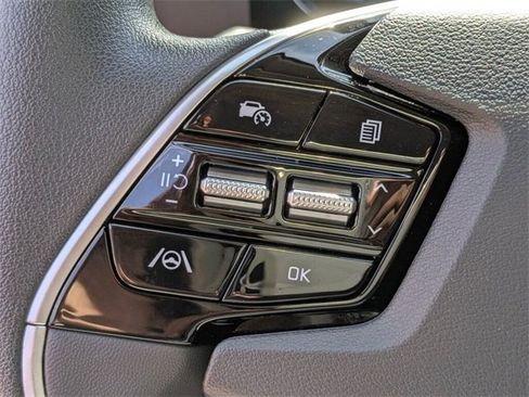 Used 2024 Kia Niro LX image 18