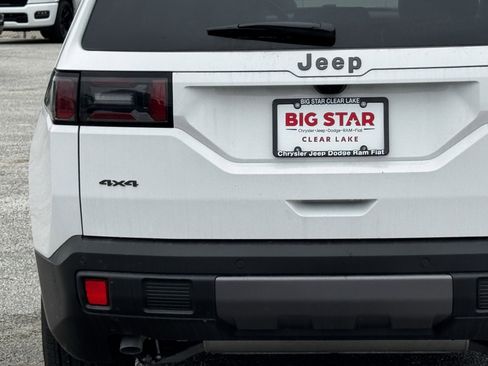 New 2026 Jeep Cherokee Limited image 11