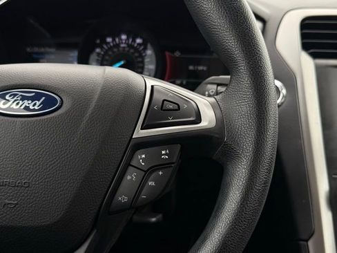 Certified 2020 Ford Fusion SE image 10