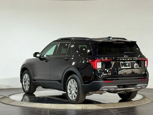 New 2026 Ford Explorer Active w/ Active Comfort Package AWD/4WD image 7