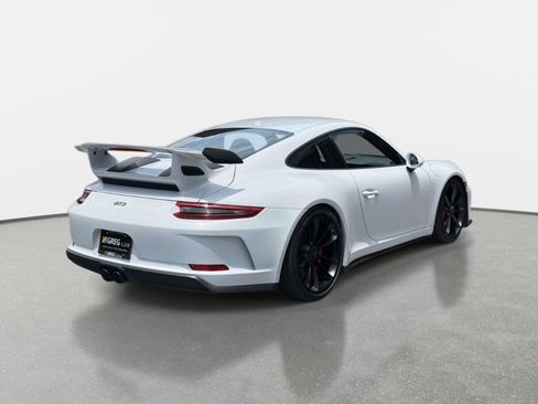 Used 2018 Porsche 911 GT3 RWD image 3