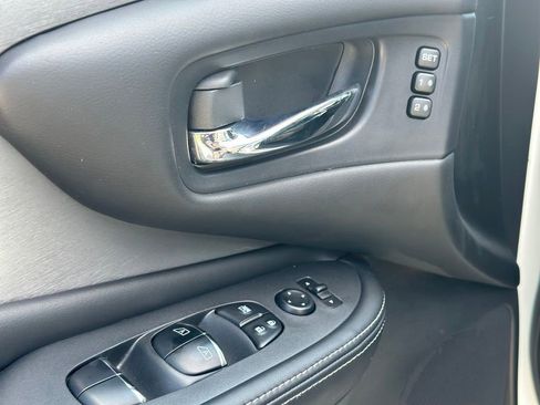 Used 2021 Nissan Murano SL AWD/4WD image 17