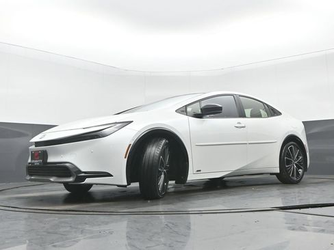 Used 2023 Toyota Prius Limited image 31