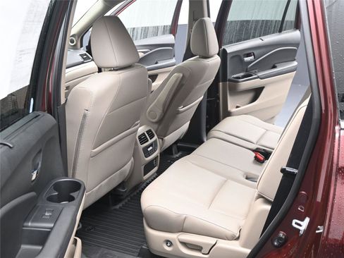 Used 2022 Honda Pilot Special Edition image 6