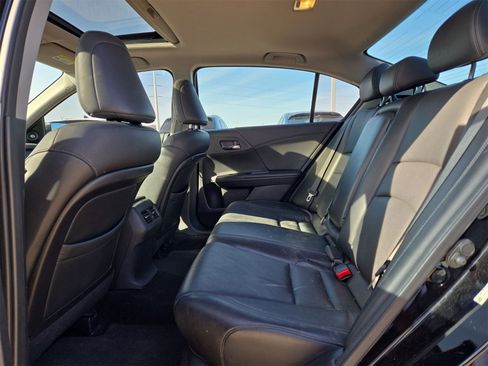 Used 2014 Honda Accord Touring image 13