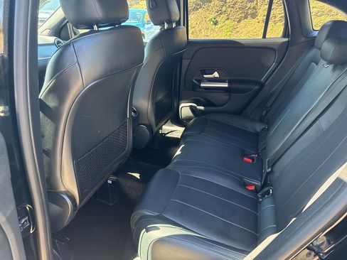 Used 2023 Mercedes-Benz GLA 250 4MATIC image 17