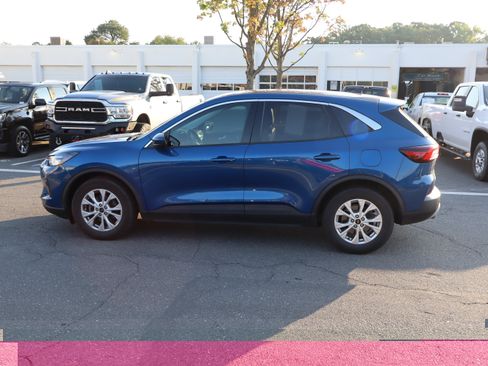 Used 2023 Ford Escape Active w/ Tech Pack #2 FWD image 18