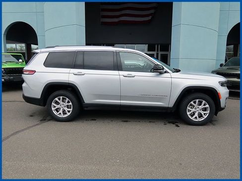 Certified 2022 Jeep Grand Cherokee L Limited image 1