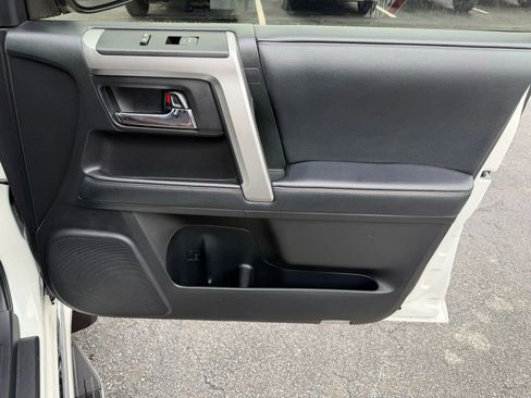Used 2020 Toyota 4Runner Limited image 24