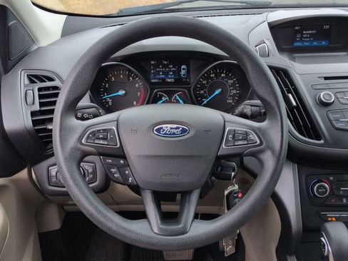 Used 2018 Ford Escape SE w/ Ford Safe & Smart Package AWD/4WD image 22