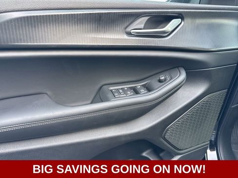 New 2025 Jeep Grand Cherokee L Laredo image 19