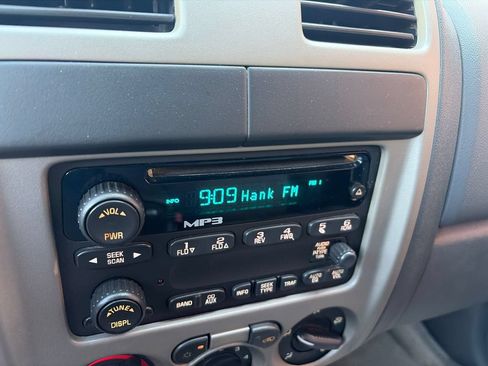 Used 2005 GMC Canyon SLE RWD image 9