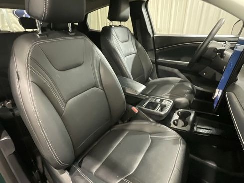 Used 2025 Ford Mustang Mach-E Premium image 13