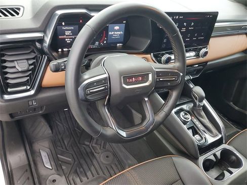 Used 2024 GMC Canyon AT4 w/ Canyon Safety Plus Package image 19