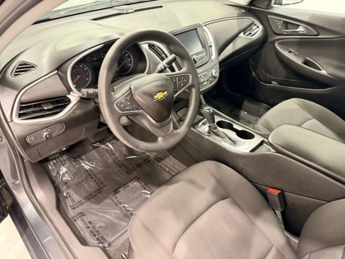 Used 2018 Chevrolet Malibu LS FWD image 31