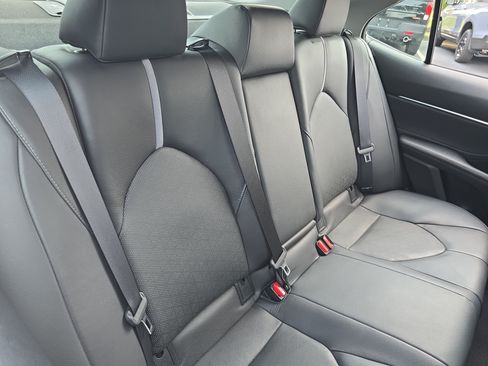 Used 2018 Toyota Camry XSE w/ Audio Package FWD image 12