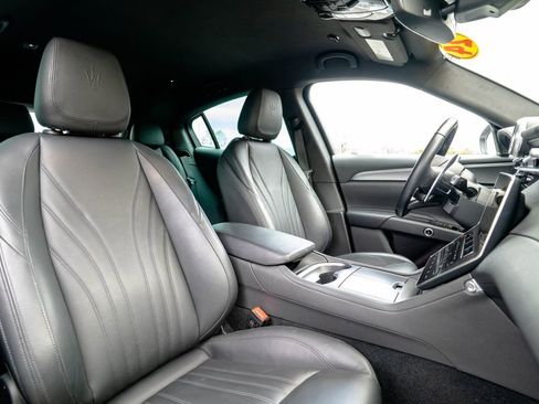 Used 2024 Maserati Grecale GT AWD/4WD image 18