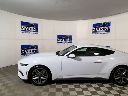Used 2024 Ford Mustang Premium RWD image 7