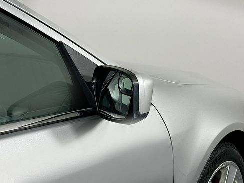 Used 2011 Ford Fusion SE image 16