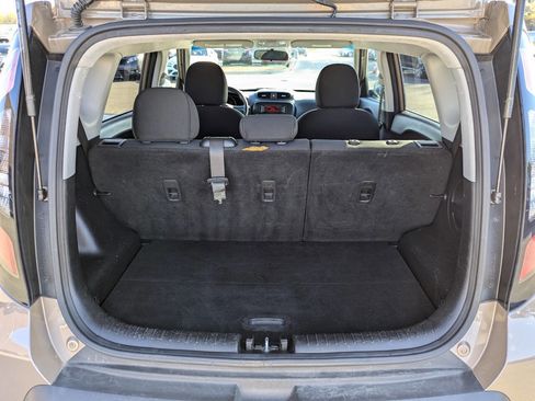 Used 2015 Kia Soul image 25