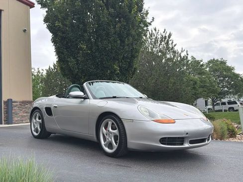 Used 2001 Porsche Boxster S RWD image 4