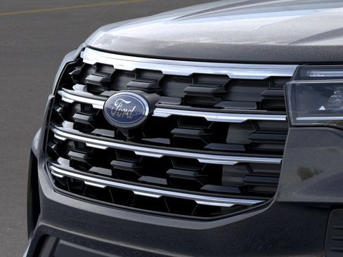 New 2026 Ford Explorer Active image 17