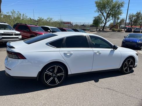 Used 2025 Honda Accord Sport image 13