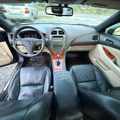 Used 2010 Lexus ES 350 w/ Preferred Accessory Package FWD image 14