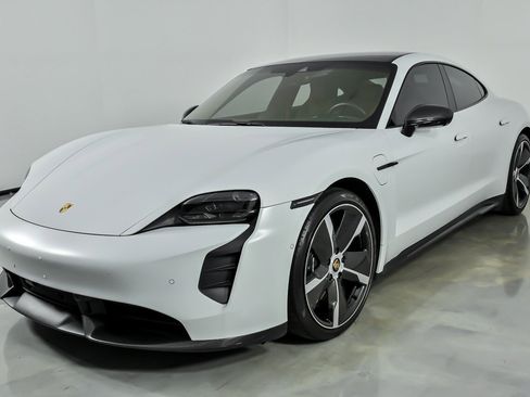Used 2020 Porsche Taycan Turbo S AWD/4WD image 5