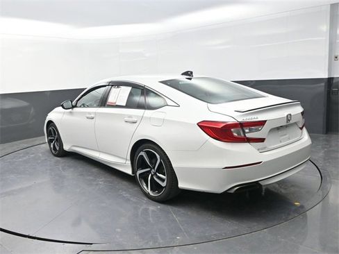 Used 2022 Honda Accord Sport image 5