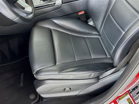 Used 2016 Mercedes-Benz GLC 300 image 21