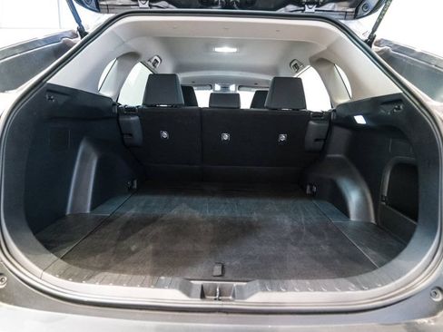 Certified 2025 Toyota RAV4 LE AWD/4WD image 31