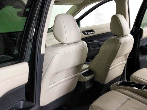 Certified 2023 Nissan Pathfinder SL w/ SL Premium Package image 28