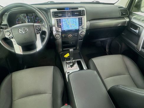 Used 2021 Toyota 4Runner SR5 Premium image 27