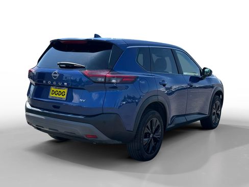 Used 2023 Nissan Rogue SV FWD image 5