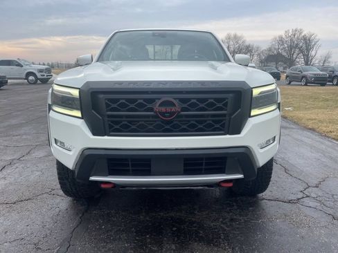 Used 2022 Nissan Frontier PRO-4X image 6