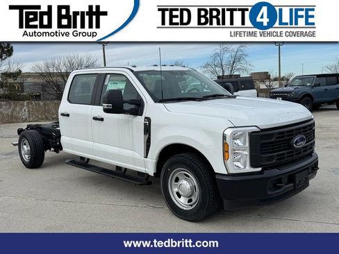 Used 2024 Ford F350 XL image 1