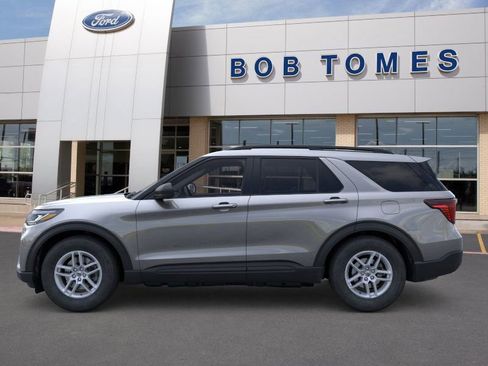 New 2026 Ford Explorer Active w/ Active Comfort Package image 3