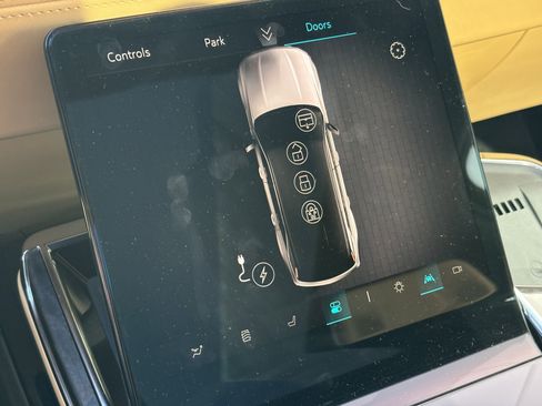 New 2026 Cadillac Escalade IQ Sport 2 w/ LPO, ONYX Package image 28