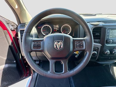 Used 2018 RAM 1500 Express w/ Express Value Package RWD image 9