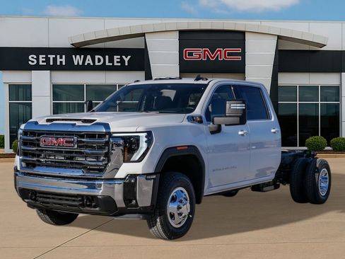 New 2026 GMC Sierra 3500 SLE w/ SLE Convenience Package AWD/4WD image 3