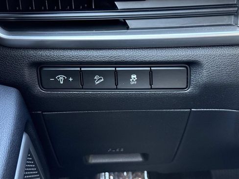 Used 2023 Kia Telluride S AWD/4WD image 14