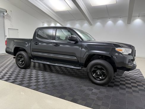 Used 2021 Toyota Tacoma SR image 1
